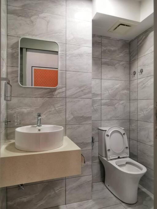 Apartment Arte Cheras Kuala Lumpur,mrt *