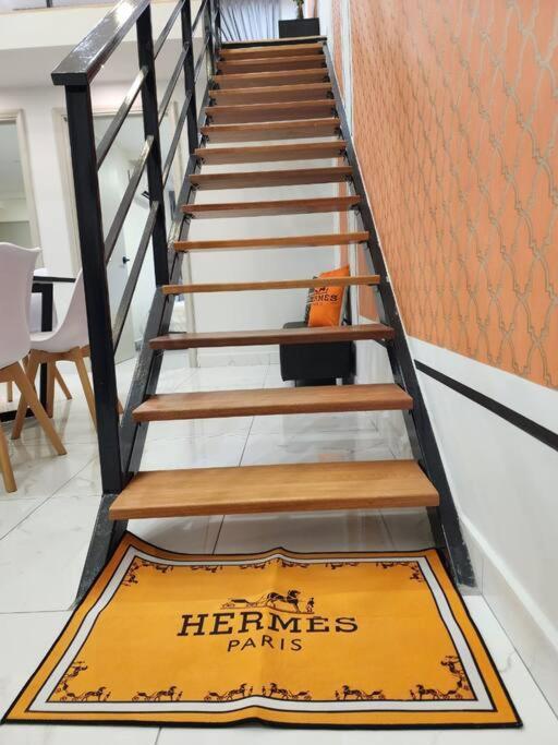 Arte Cheras Kuala Lumpur,mrt Apartment